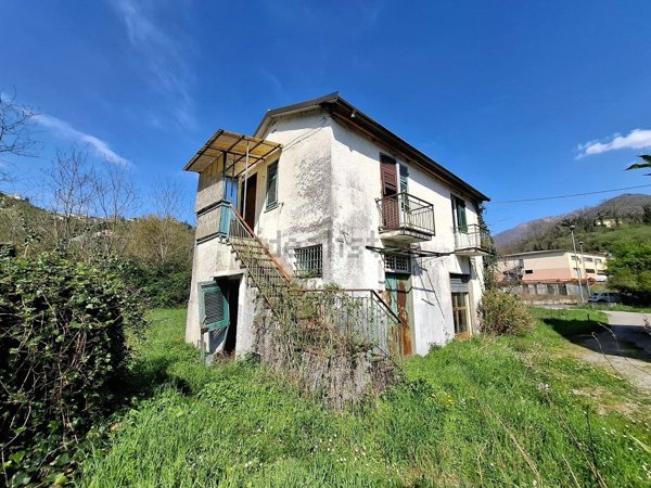 appartamento in vendita a Moconesi in zona Ferrada