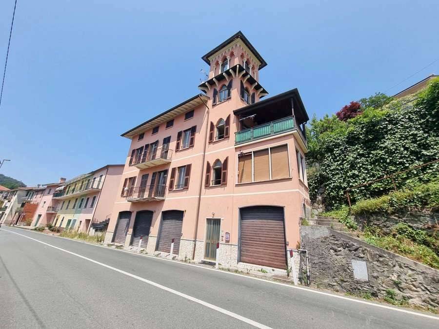casa indipendente in vendita a Moconesi in zona Gattorna