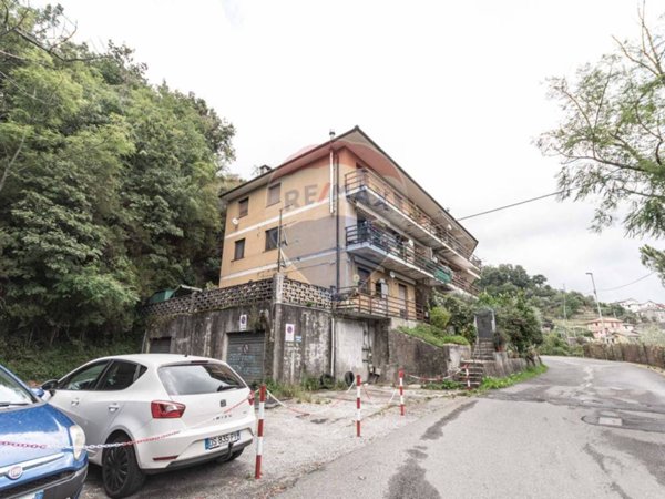 appartamento in vendita a Moconesi in zona Moconesi Alto