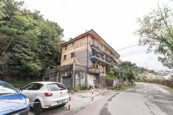 appartamento in vendita a Moconesi in zona Moconesi Alto