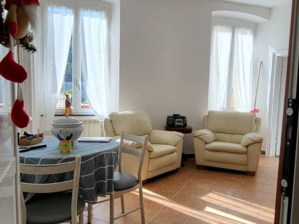 appartamento in vendita a Moconesi in zona Gattorna