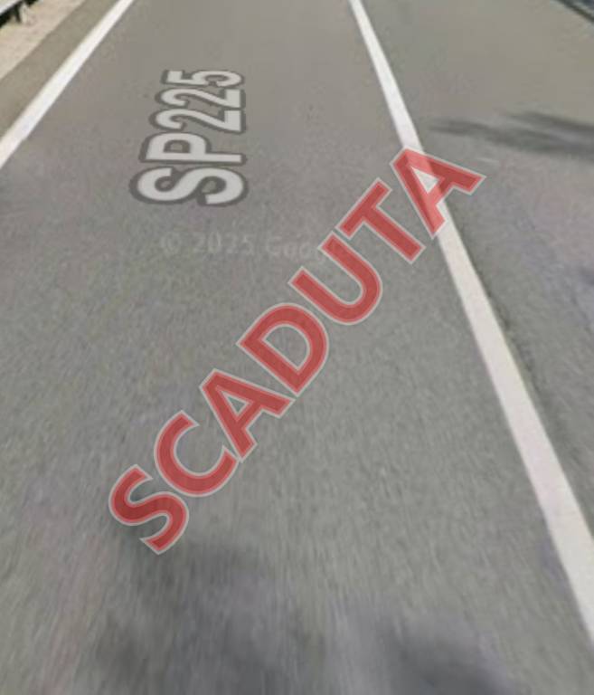 locale commerciale in vendita a Moconesi