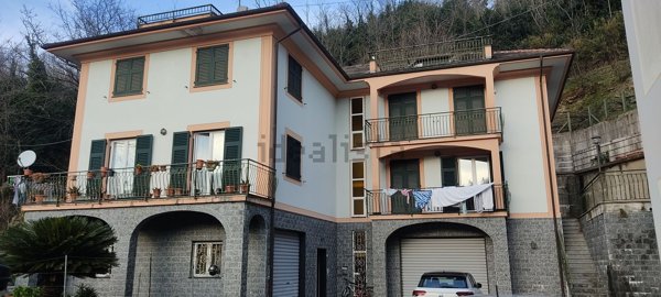 casa indipendente in vendita a Moconesi in zona Ferrada