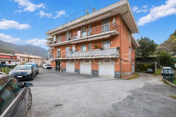 appartamento in vendita a Moconesi in zona Ferrada