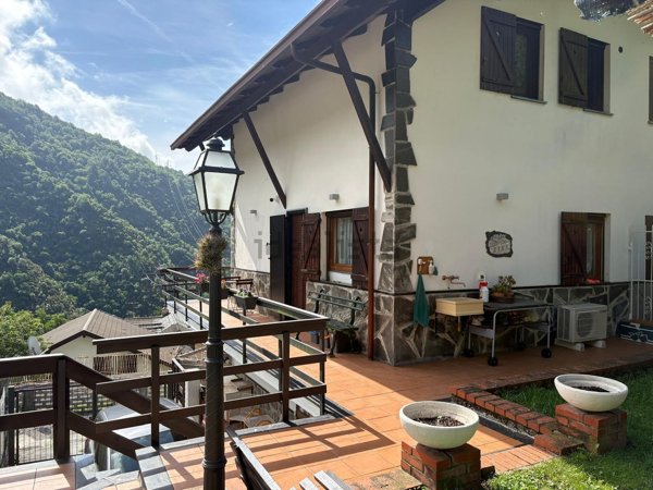 casa indipendente in vendita a Moconesi