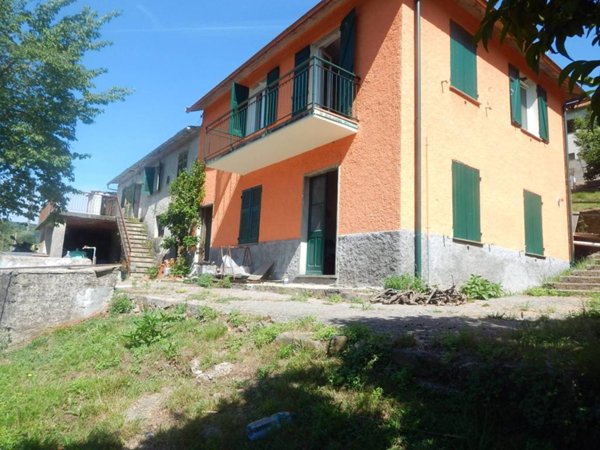 casa indipendente in vendita a Moconesi in zona Moconesi Alto