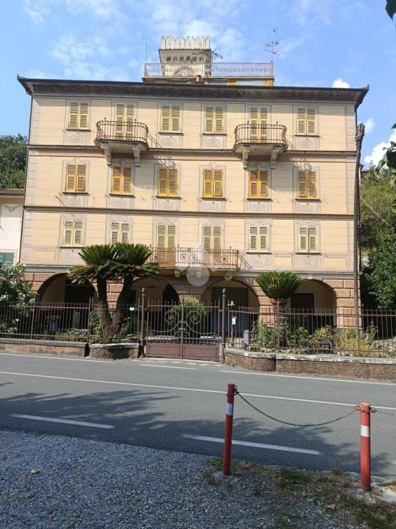 casa indipendente in vendita a Moconesi in zona Dragonaria