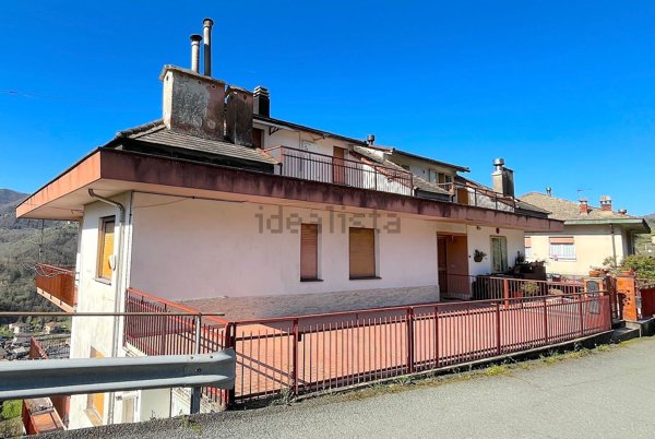 appartamento in vendita a Moconesi in zona Ferrada