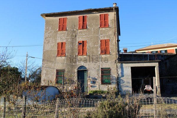 casa indipendente in vendita a Moconesi in zona Ferrada
