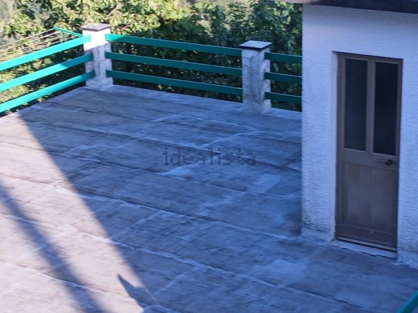 casa indipendente in vendita a Moconesi in zona Ferrada