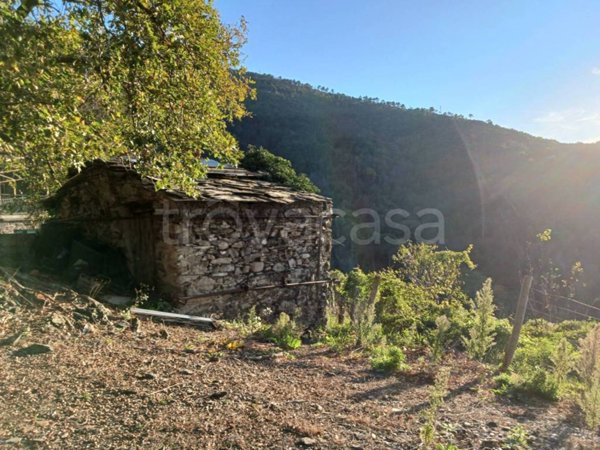 locale di sgombero in vendita a Moneglia in zona Comeglio
