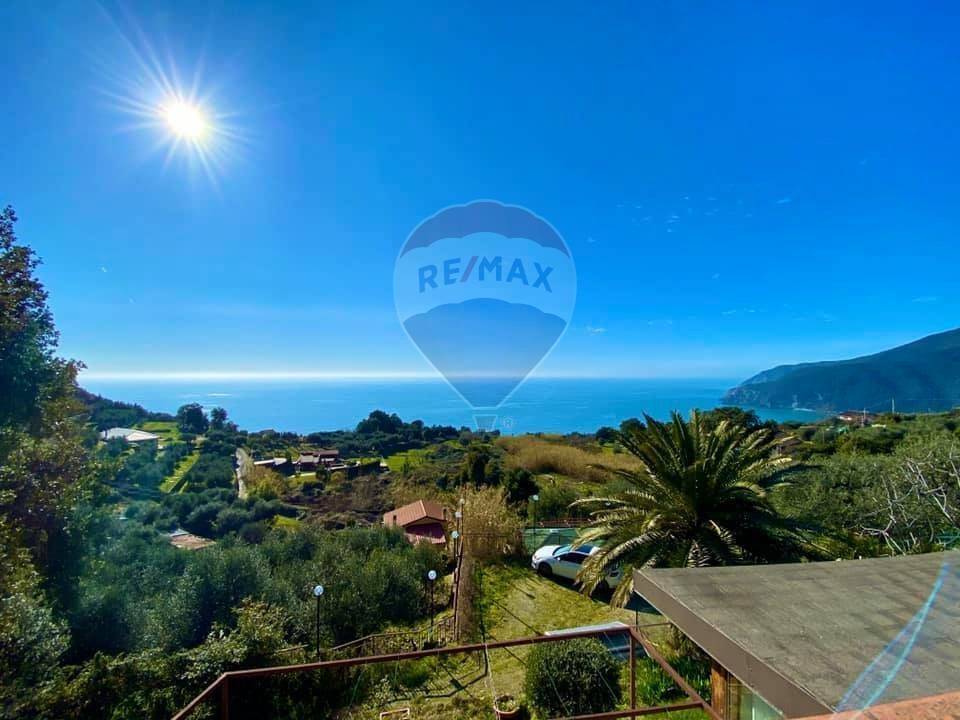 casa indipendente in vendita a Moneglia