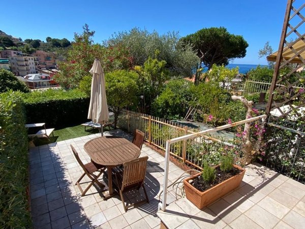 appartamento in vendita a Moneglia