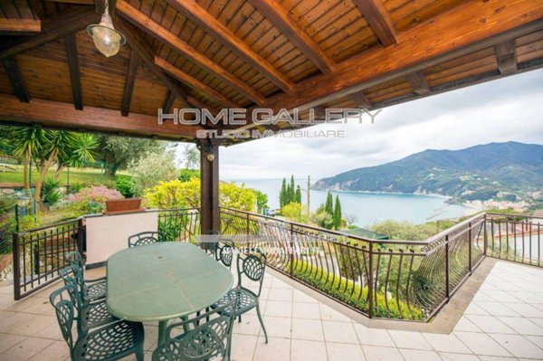 appartamento in vendita a Moneglia in zona Lemeglio