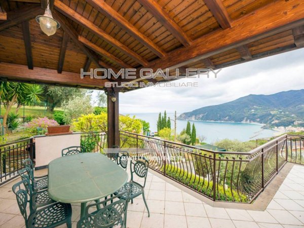 appartamento in vendita a Moneglia in zona Lemeglio