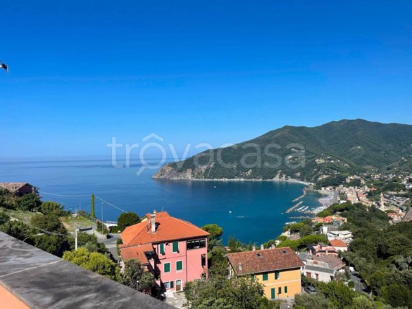 appartamento in vendita a Moneglia in zona Lemeglio