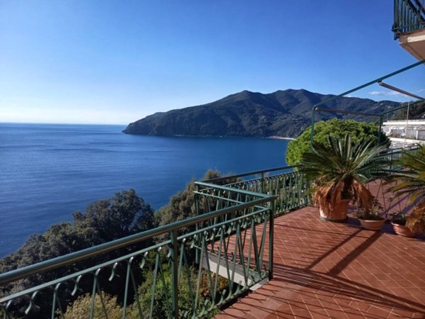 appartamento in vendita a Moneglia