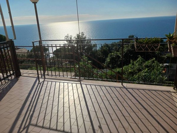 appartamento in vendita a Moneglia