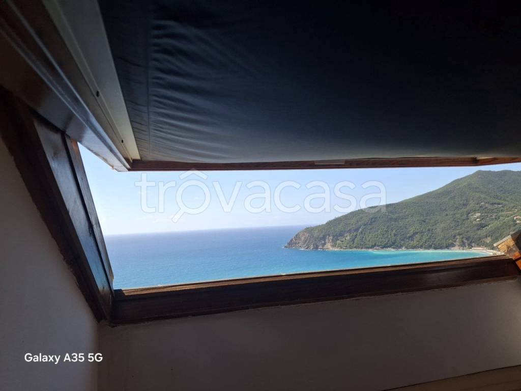 casa indipendente in vendita a Moneglia in zona Lemeglio