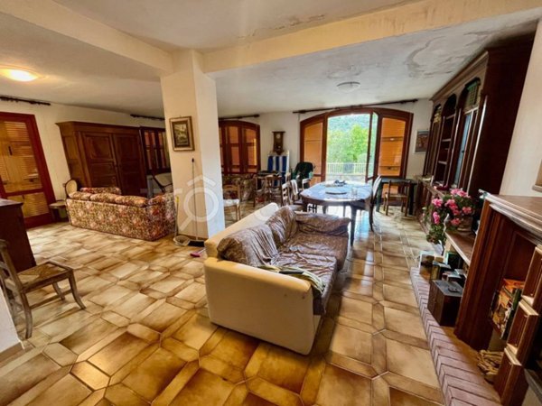 appartamento in vendita a Moneglia in zona Comeglio