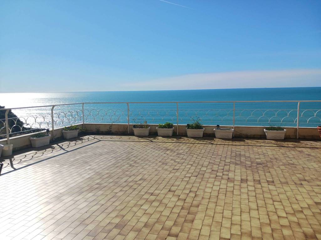 appartamento in vendita a Moneglia