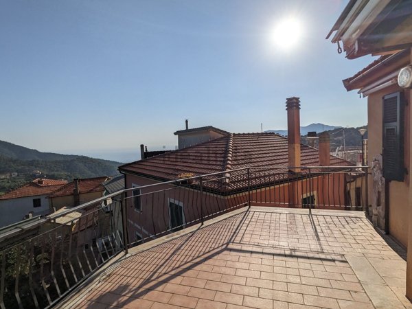 appartamento in vendita a Moneglia in zona Tessi