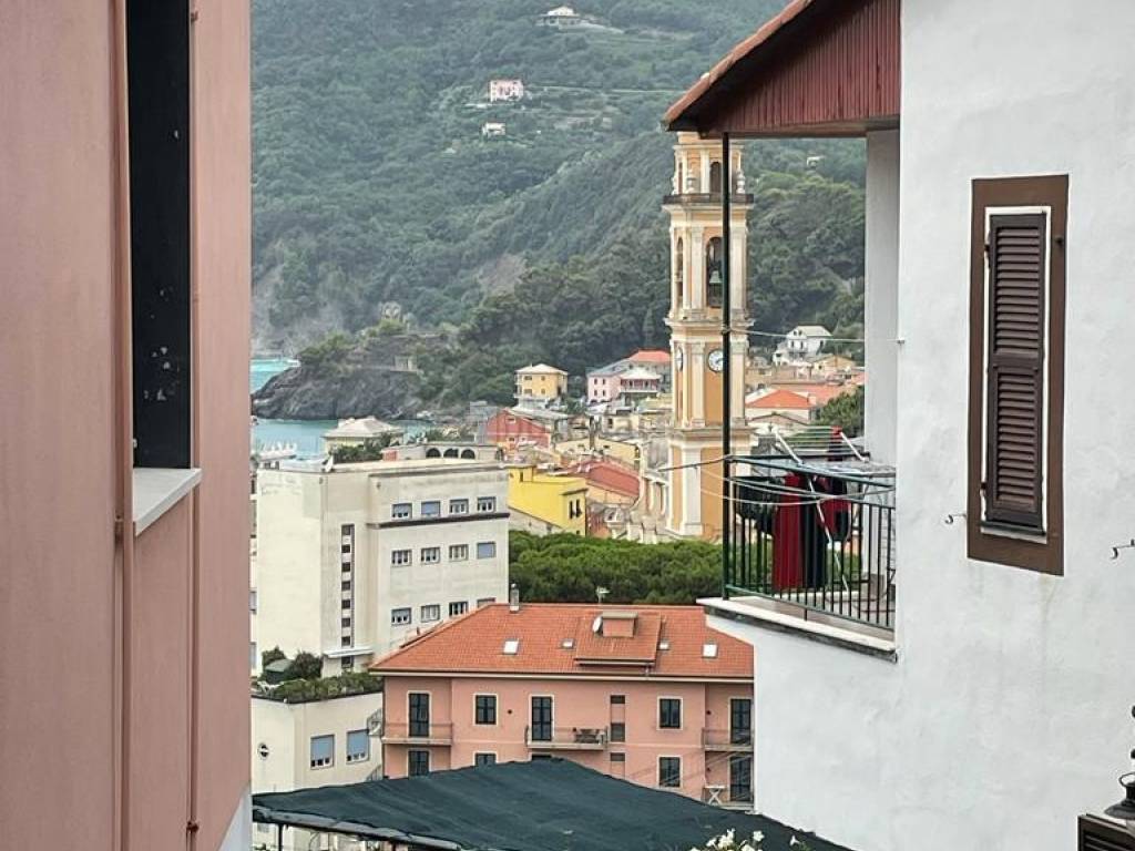 appartamento in vendita a Moneglia in zona Lemeglio