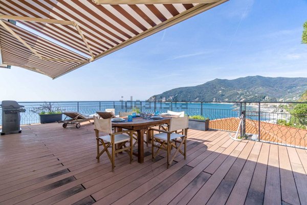 appartamento in vendita a Moneglia