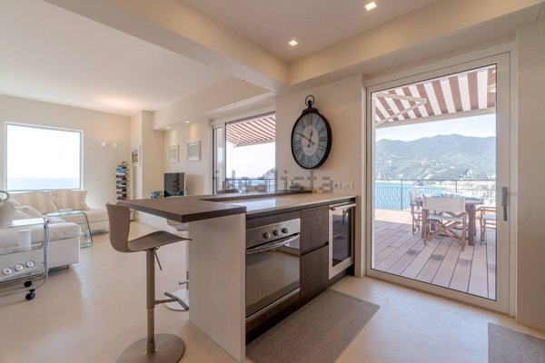 appartamento in vendita a Moneglia