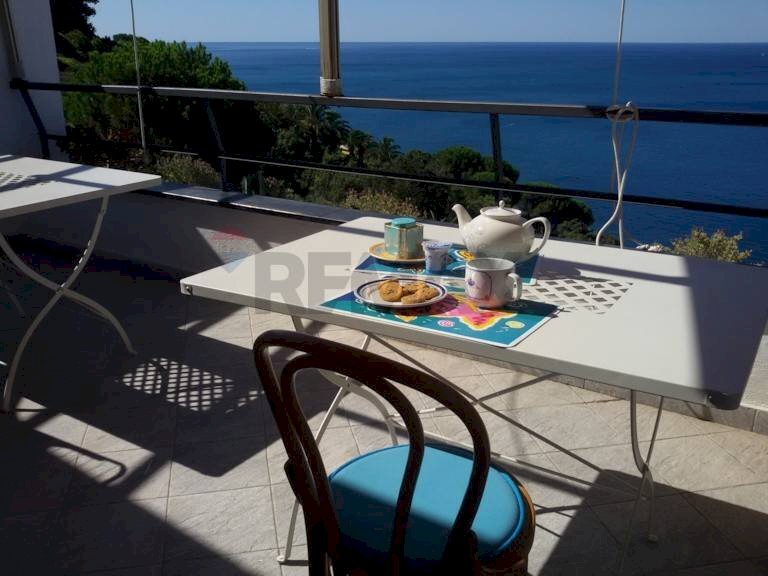 appartamento in vendita a Moneglia in zona Lemeglio