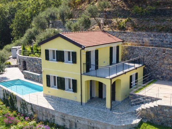 casa indipendente in vendita a Moneglia