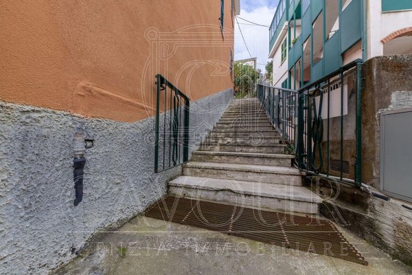 appartamento in vendita a Moneglia in zona San Lorenzo