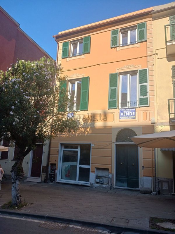 appartamento in vendita a Moneglia in zona Tessi