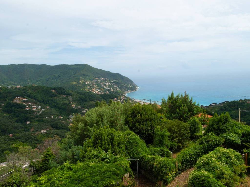 appartamento in vendita a Moneglia in zona Crova