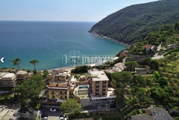 appartamento in vendita a Moneglia in zona Tessi