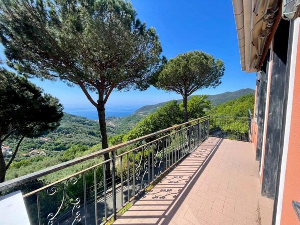 appartamento in vendita a Moneglia in zona Camposoprano