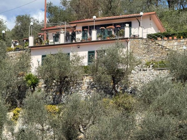 casa indipendente in vendita a Moneglia in zona San Saturnino