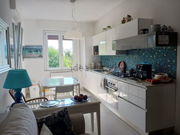 appartamento in vendita a Moneglia in zona Lemeglio