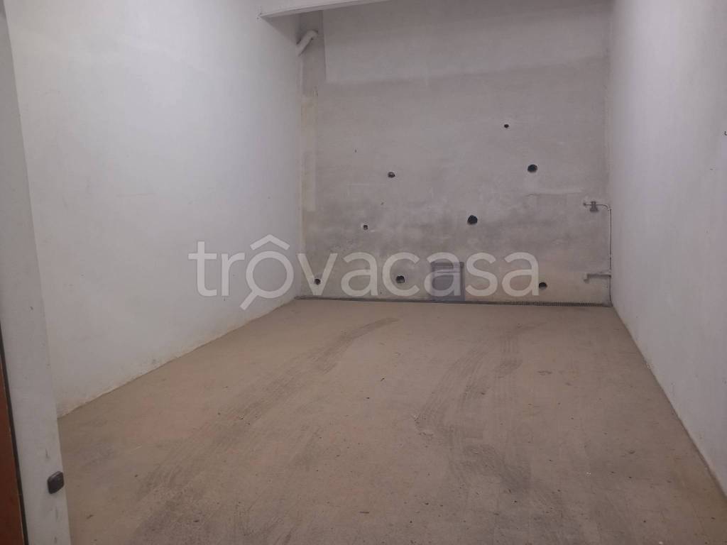 box auto in vendita a Moneglia in zona Tessi