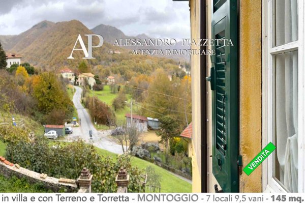 casa indipendente in vendita a Montoggio