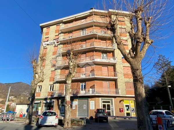 appartamento in vendita a Montoggio in zona Montoggio Centro