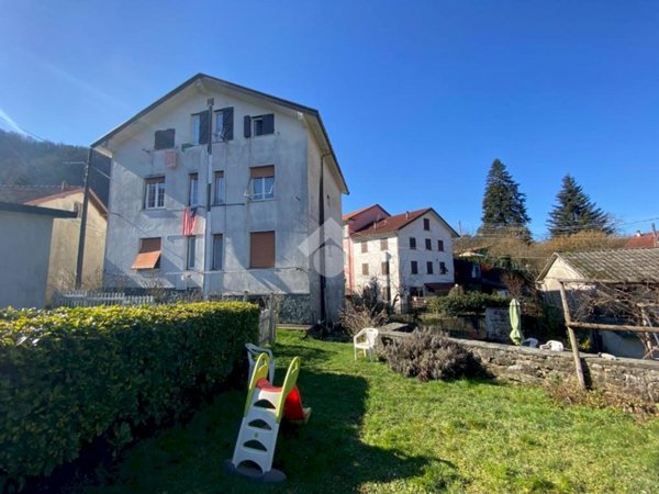 appartamento in vendita a Montoggio