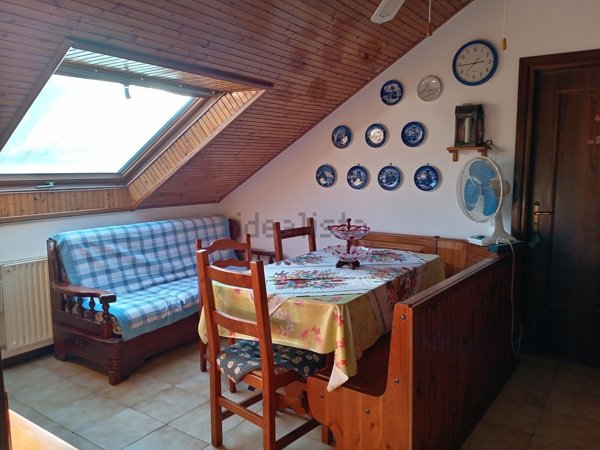 appartamento in vendita a Montoggio in zona Costa