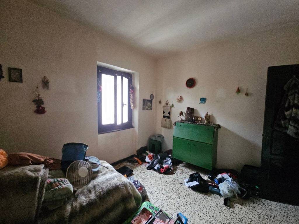 appartamento in vendita a Montoggio in zona Bromia