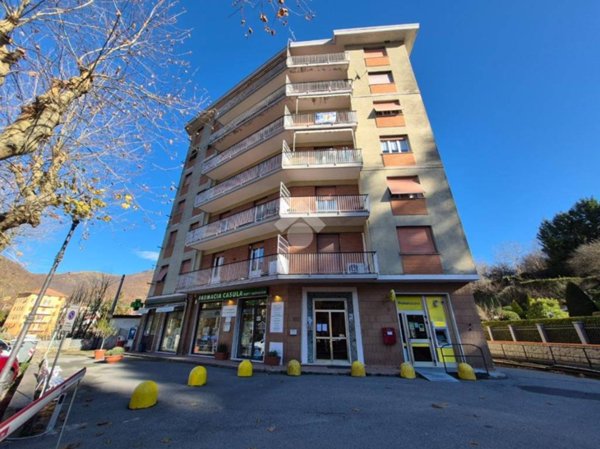appartamento in vendita a Montoggio in zona Montoggio Centro