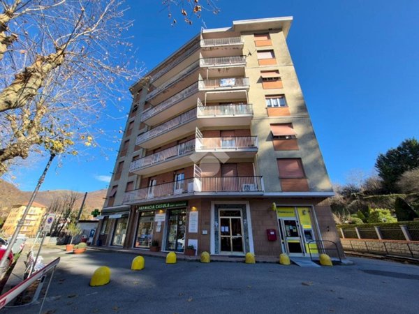 appartamento in vendita a Montoggio in zona Montoggio Centro