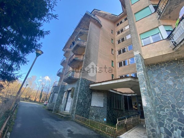 appartamento in vendita a Montoggio in zona Creto