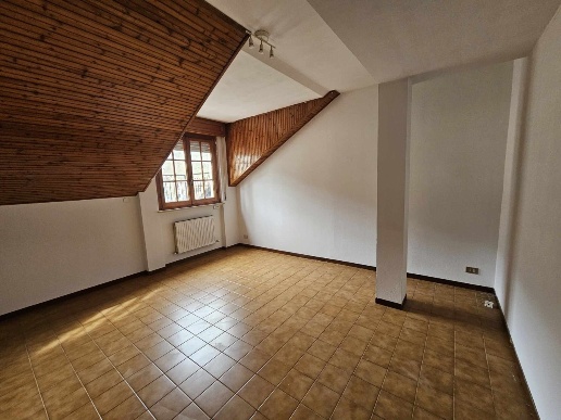 appartamento in vendita a Montoggio in zona Montoggio Centro