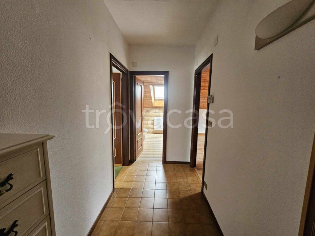 appartamento in vendita a Montoggio
