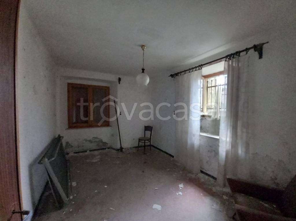 appartamento in vendita a Montoggio